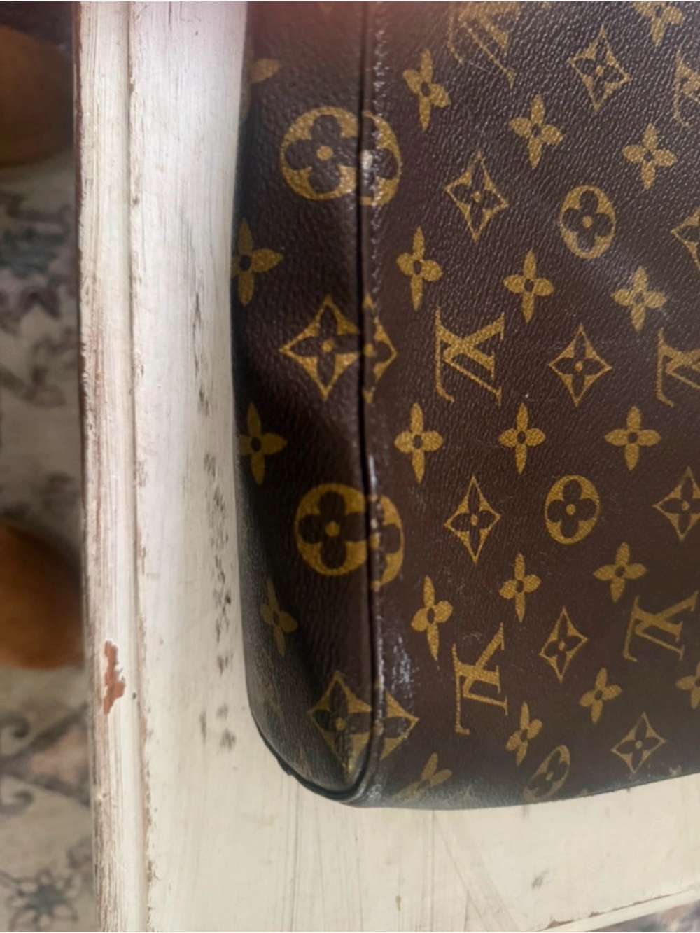 Louis Vuitton Monogram Canvas Tote with Tan Straps - Picture 2 of 12
